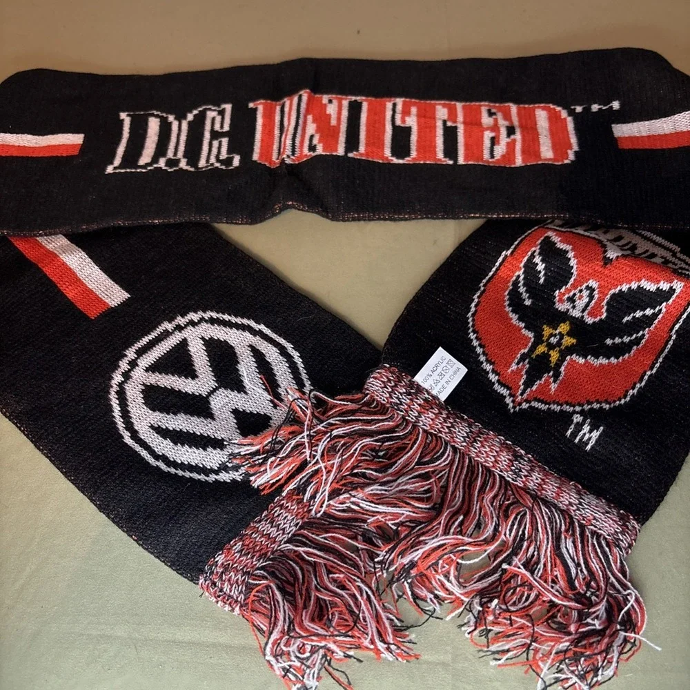 DC United Scarf